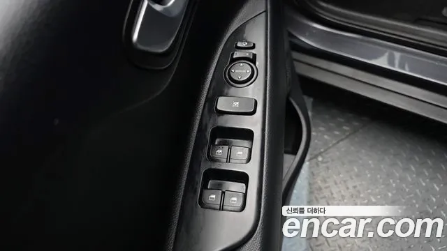 Kia Stonic 2020 — фото 14