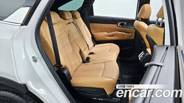 Kia Sorento 2022 — фото 12