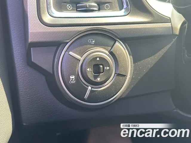 KG_Mobility_Ssangyong KORANDO 2017 — фото 18