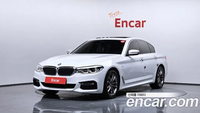 BMW 5-Series 2018 — фото 1