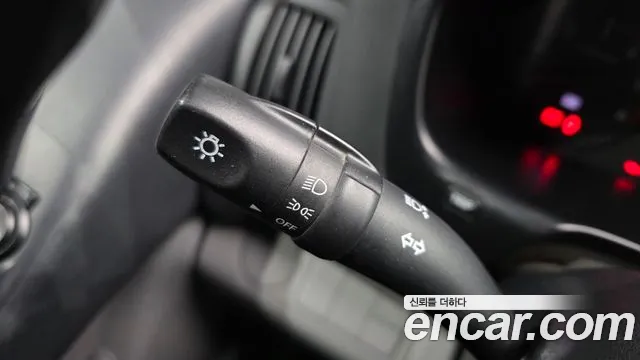 Hyundai Starex 2015 — фото 17
