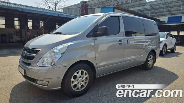 Hyundai Starex 2015 — фото 3
