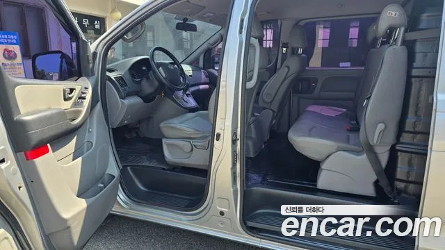 Hyundai Starex 2015 — фото 14