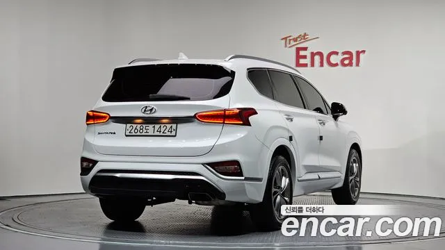 Hyundai Santafe 2020 — фото 2