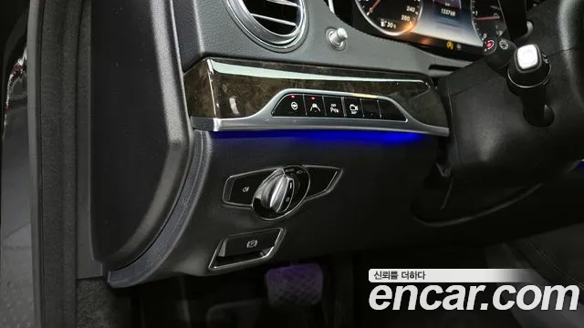 Mercedes-Benz S-Class 2015 — фото 16