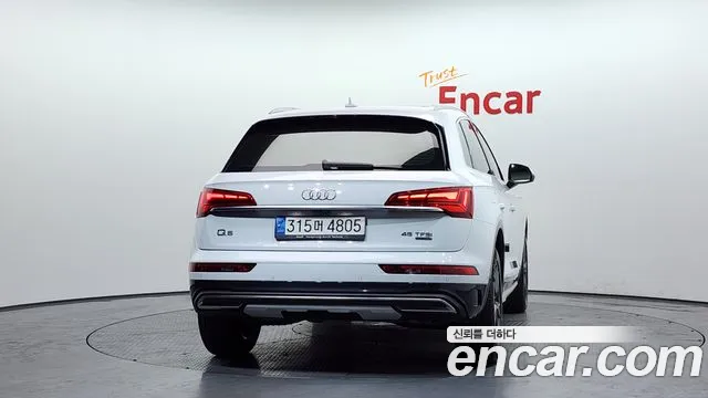 Audi Q5 2021 — фото 4