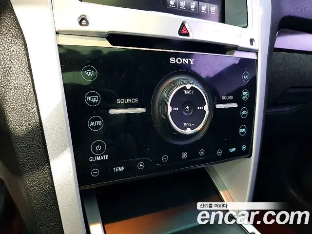 Ford Explorer 2013 — фото 12