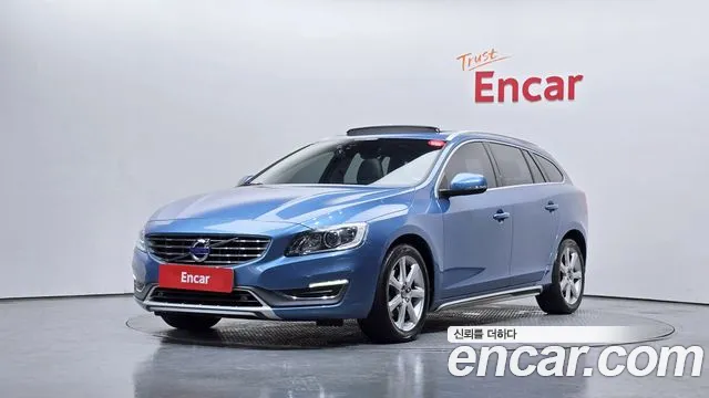 Volvo V60 2016 — фото 1