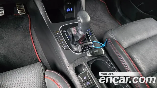 Hyundai i30 2018 — фото 9