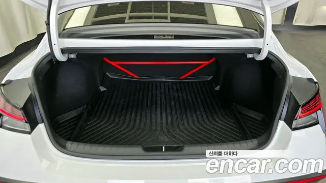 Hyundai AVANTE 2025 — фото 20