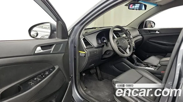 Hyundai Tucson 2017 — фото 10