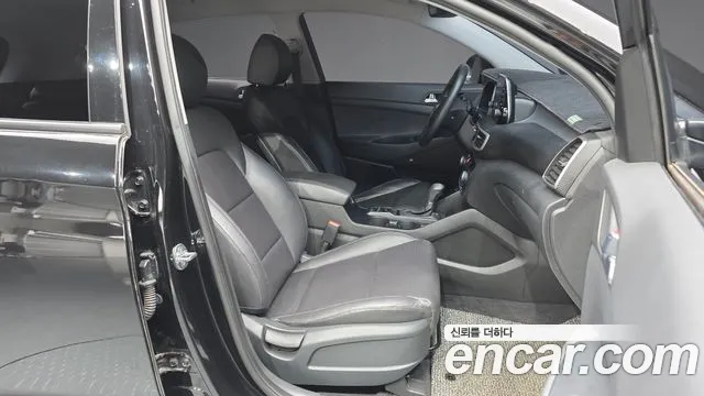 Hyundai Tucson 2020 — фото 11