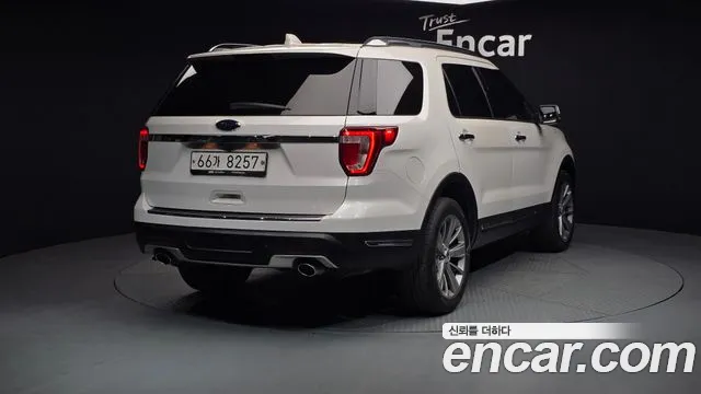 Ford Explorer 2018 — фото 2