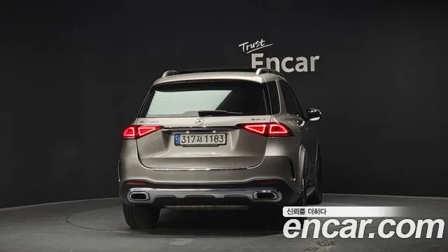 Mercedes-Benz GLE-Class 2021 — фото 4