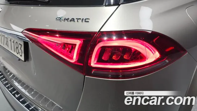Mercedes-Benz GLE-Class 2021 — фото 9
