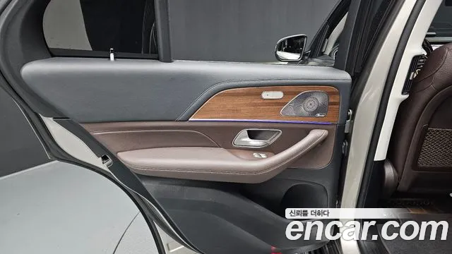 Mercedes-Benz GLE-Class 2021 — фото 15