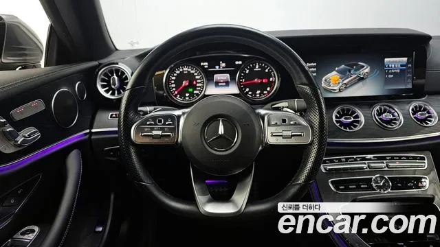 Mercedes-Benz E-Class 2019 — фото 19