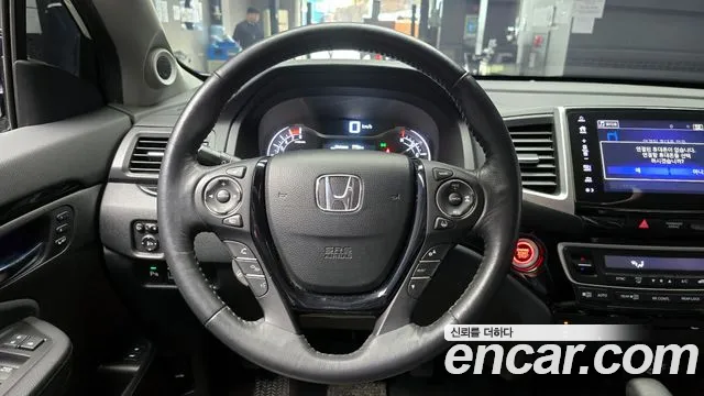 Honda Pilot 2017 — фото 14