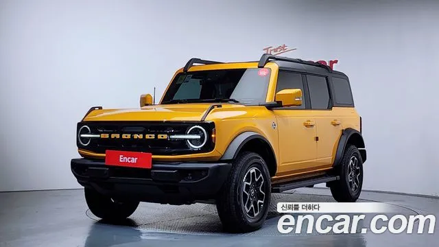 Ford Bronco 2022 — фото 1
