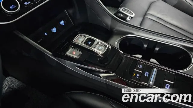 Hyundai Sonata 2020 — фото 12