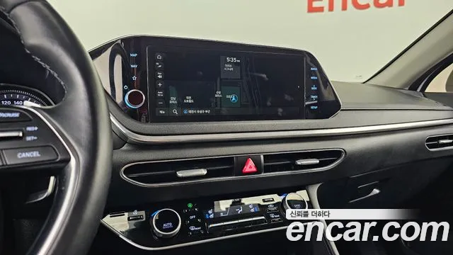 Hyundai Sonata 2020 — фото 19