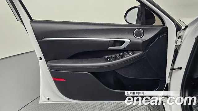 Hyundai Sonata 2020 — фото 14