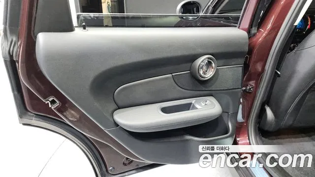 Mini Clubman 2019 — фото 15