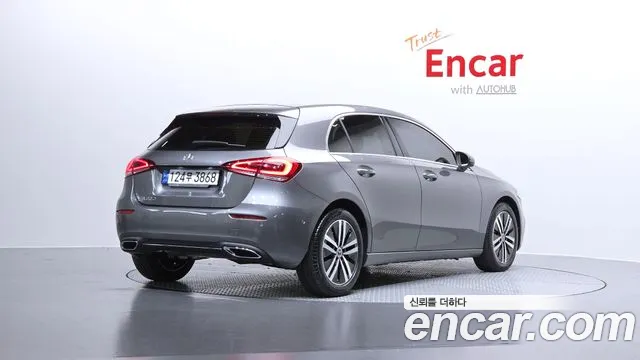 Mercedes-Benz A-Class 2022 — фото 2