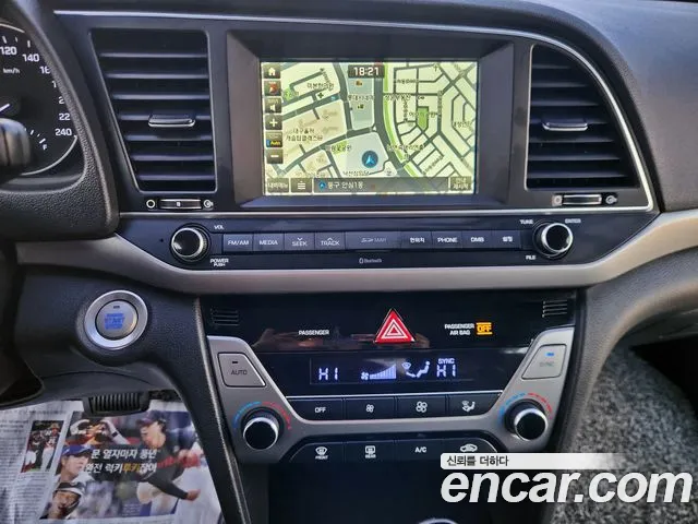 Hyundai AVANTE 2016 — фото 14