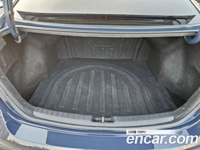 Hyundai AVANTE 2016 — фото 18