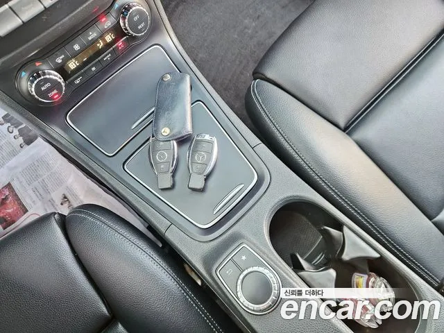 Mercedes-Benz B-Class 2016 — фото 15