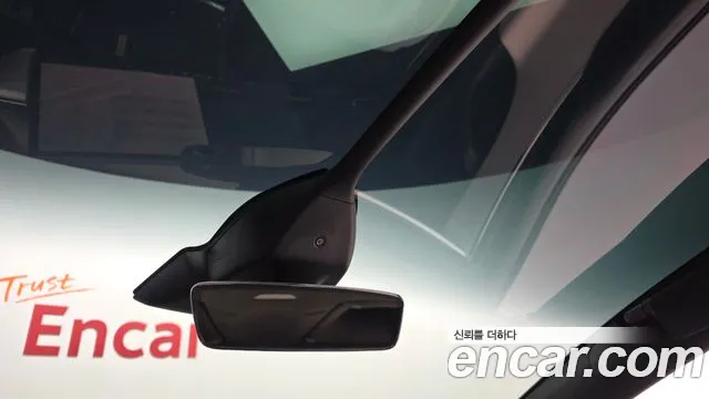 Tesla Model X 2023 — фото 18