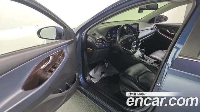 Hyundai i30 2018 — фото 10