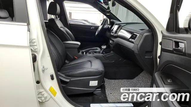 KG_Mobility_Ssangyong Rexton 2022 — фото 17