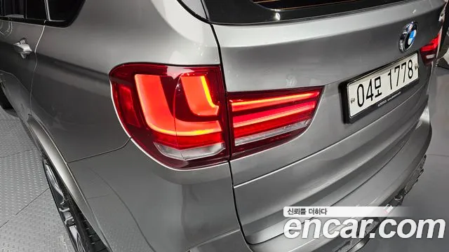 BMW X5M 2017 — фото 9