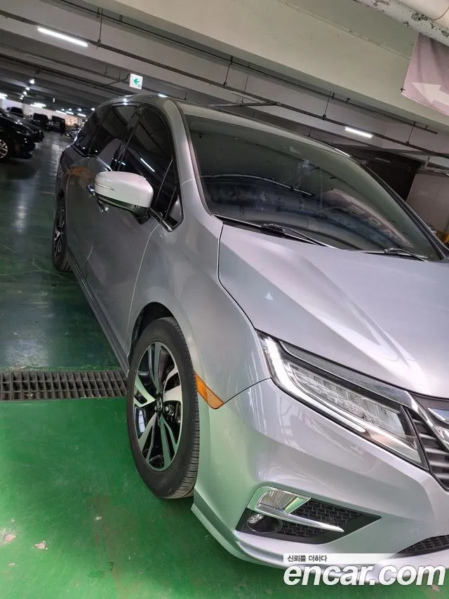 Honda Odyssey 2019 — фото 12