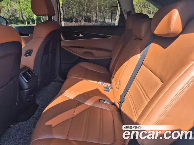 Kia Sorento 2020 — фото 14