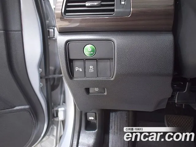Honda Accord 2017 — фото 11