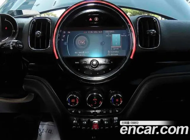 Mini Countryman 2023 — фото 13