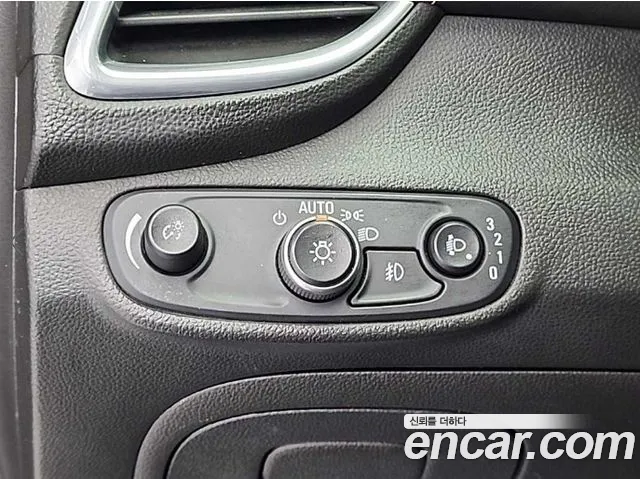 ChevroletGMDaewoo Trax 2018 — фото 16