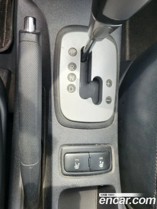 Kia Sportage 2007 — фото 11