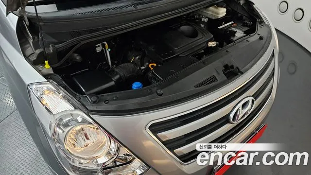 Hyundai Starex 2017 — фото 6