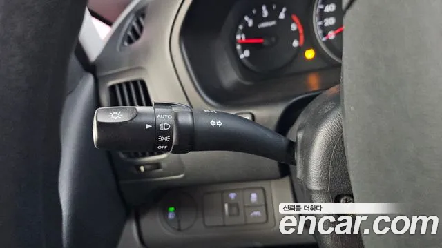 Hyundai Starex 2017 — фото 14