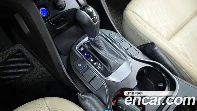 Hyundai Santafe 2015 — фото 12