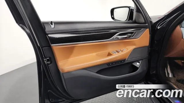 BMW 7-Series 2018 — фото 14