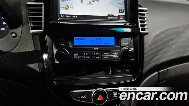 Hyundai Accent 2012 — фото 15