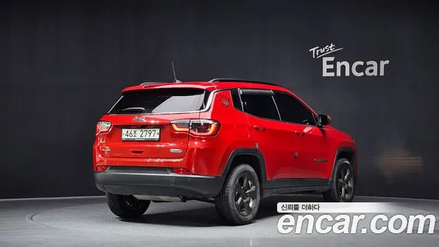 Jeep Compass 2018 — фото 2