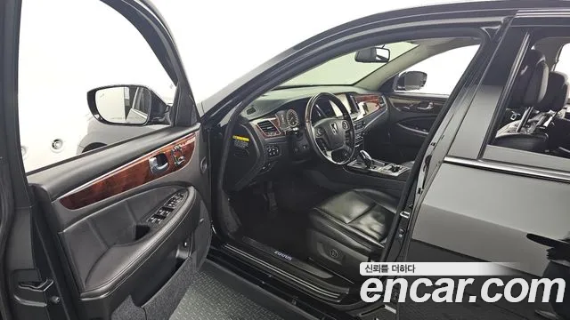 Hyundai Equus 2015 — фото 10