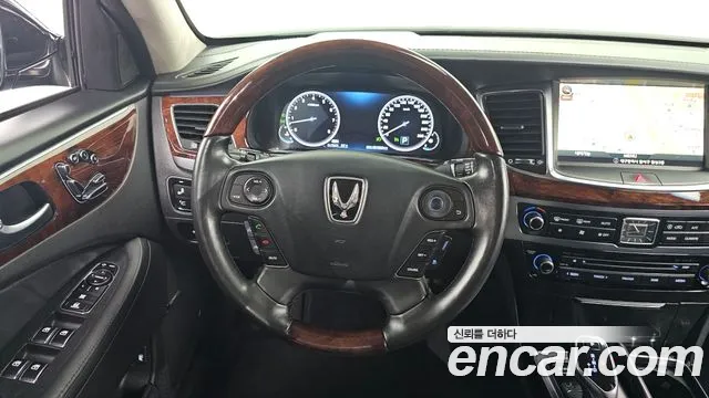 Hyundai Equus 2015 — фото 12