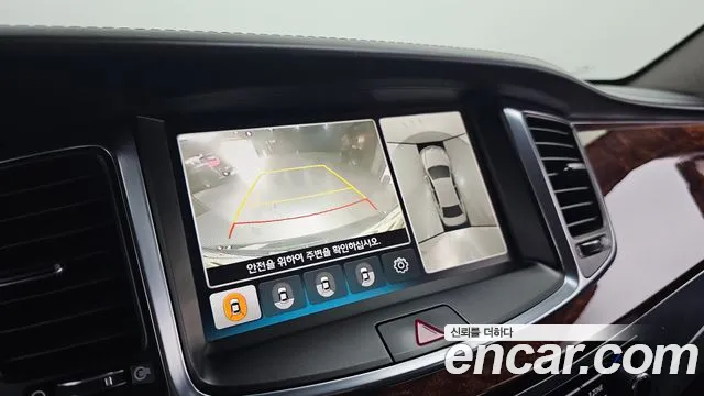 Hyundai Equus 2015 — фото 13